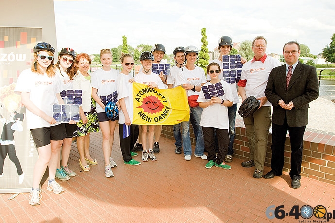 Rower elektryczny przegrał z... polską koleją