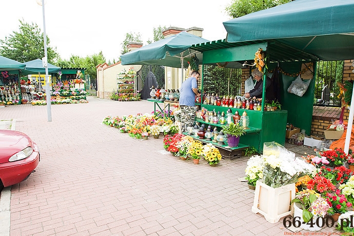 Miasto robi handlowe porządki