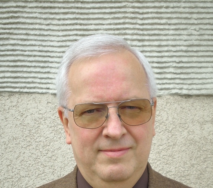 Dyrektor zamiata po swojemu