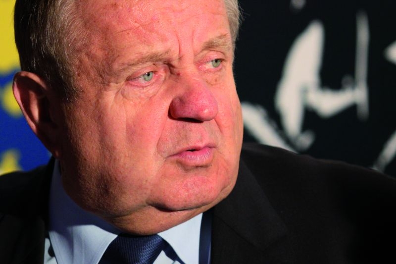 Komarnickiego koalicja ponad podziałami