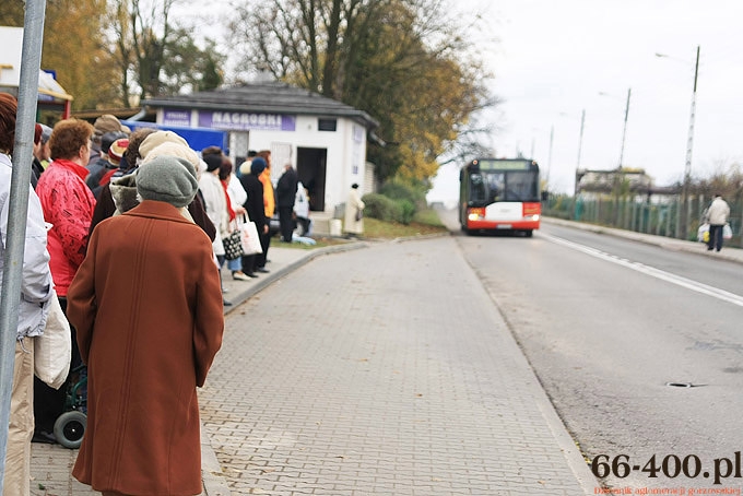 Na cmentarz za darmo