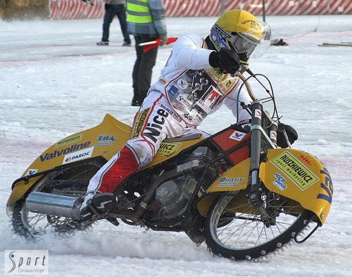 Daniszewski znów daleko