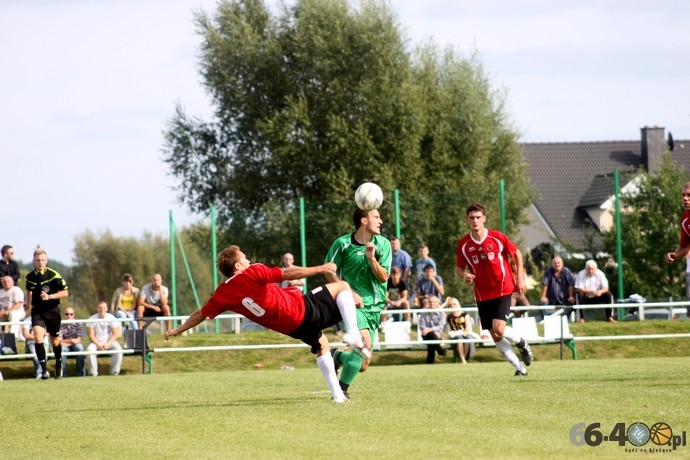 Bezradny Piast w meczu z liderem