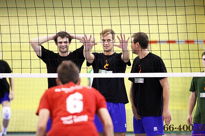 Siatkarze wciąż czekają na wygraną