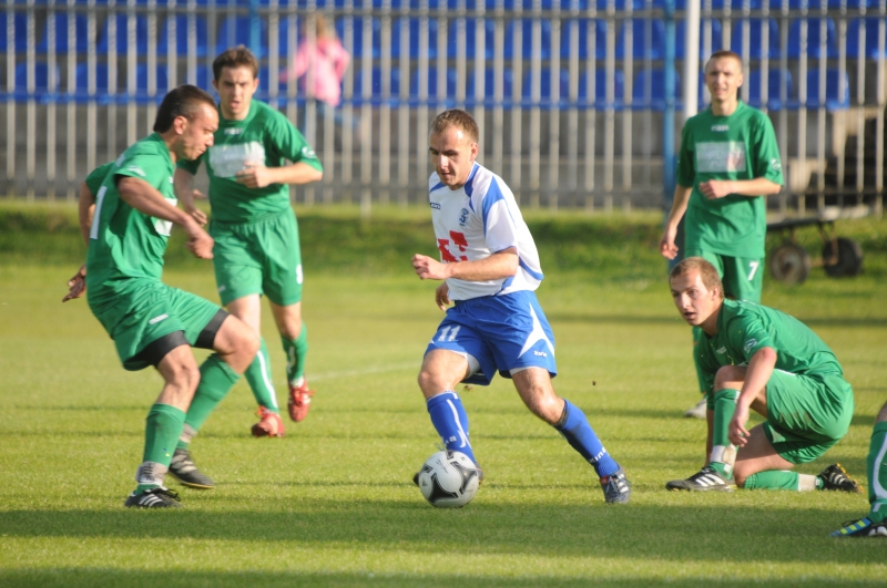 Stilon remisuje z Barlinkiem 4:4 i wygrywa 2:0 z Dębnem. Liga znów przełożona!