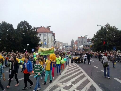 Gorzów umiera, Zielona Góra tętni życiem