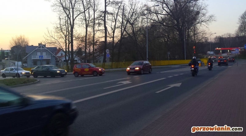 Ulica Wyszyńskiego z sygnalizacją lub fotoradarem?