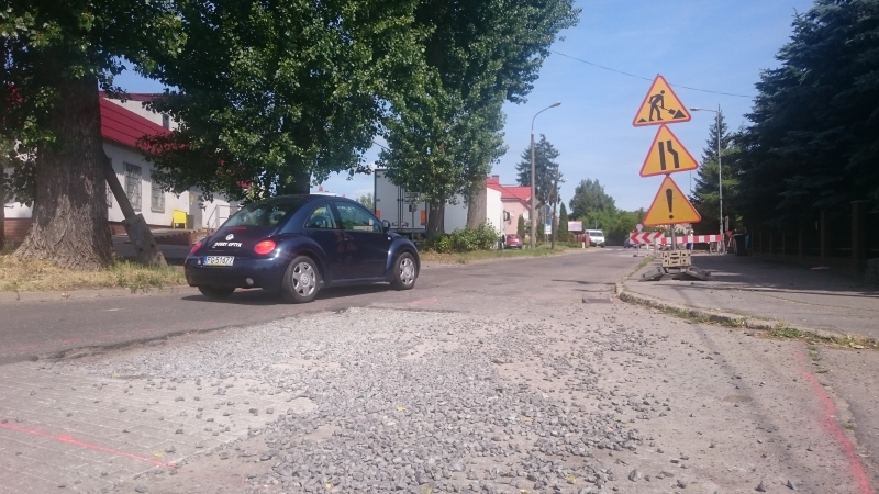 Puszkina jak pobojowisko. Będzie nowy asfalt