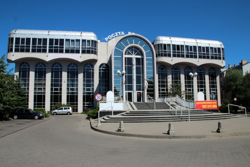 Pszczoły w paczce. Rozleciały się po sortowni poczty