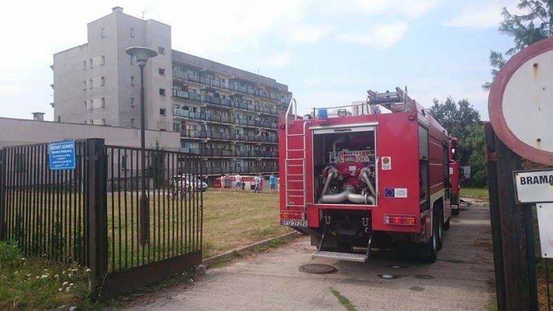 Paliło się w hotelu pielęgniarek na Dekerta [zdjęcia]