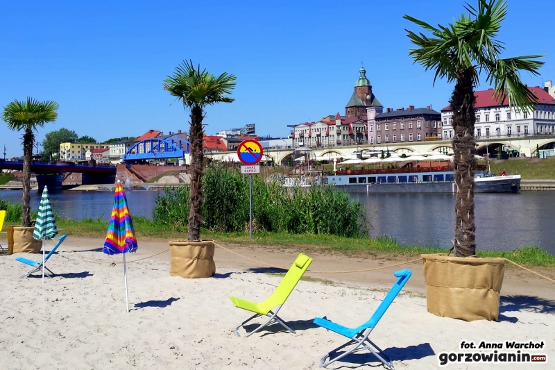 Basen na barce już na wakacje 2016?