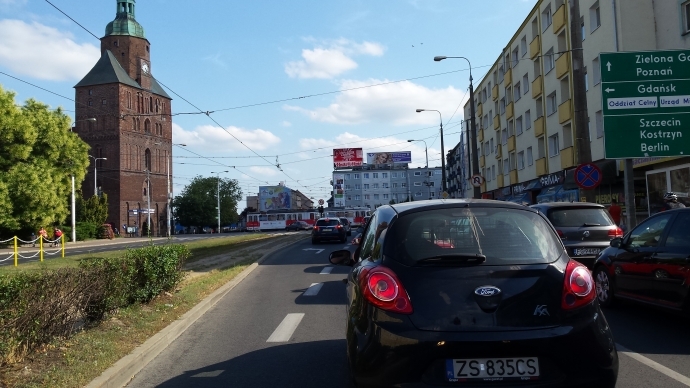 W centrum liczą samochody. Myślą nad zamknięciem Sikorskiego