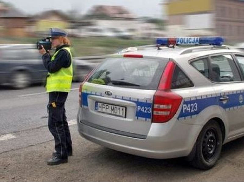 Pędził przez miasto 127 km/h