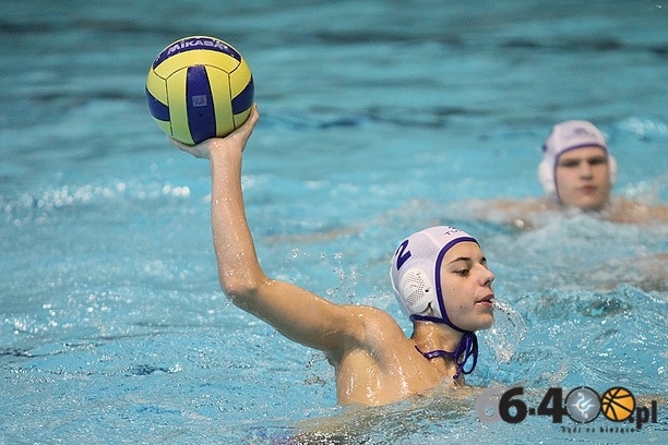 Ligowe granie między sobą