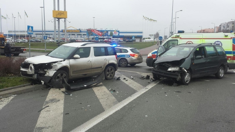 Wypadek na rondzie Górczyńskim [zdjęcia]