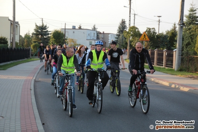 Tylko 6 procent Polaków dojeżdża do pracy lub do szkoły na rowerze
