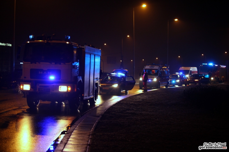 Wypadek na rondzie Kasprzaka [zdjęcia]