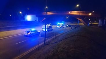 Mężczyzna skoczył z wiaduktu w Parku Kopernika [zdjęcia]