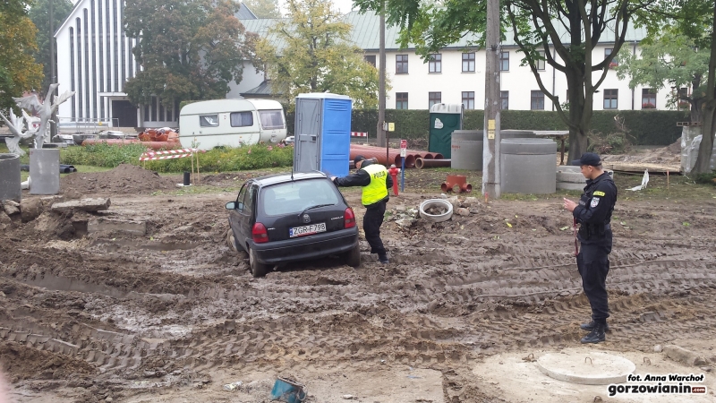 Jak on tam wjechał? [zdjęcia]