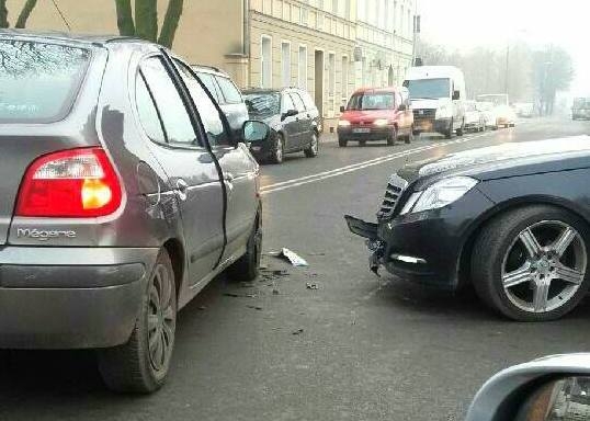 Znów się tłuką. Tym razem na Zawarciu