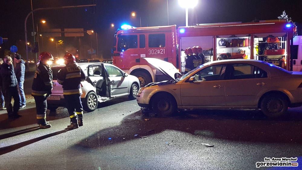 Poważny wypadek na Zawarciu [wideo, zdjęcia]