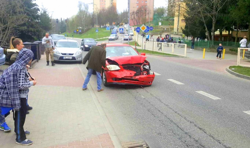 Toyota wjechała w volkswagena [zdjęcia]