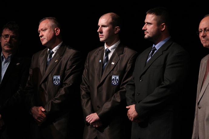 17/19 Prezentacja koszykarek na sezon 2010/2011