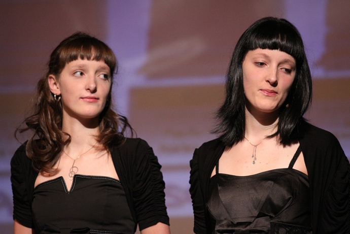 2/19 Prezentacja koszykarek na sezon 2010/2011