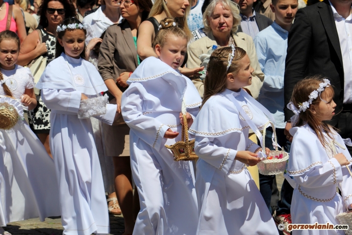 15/19 Procesja Bożego Ciała