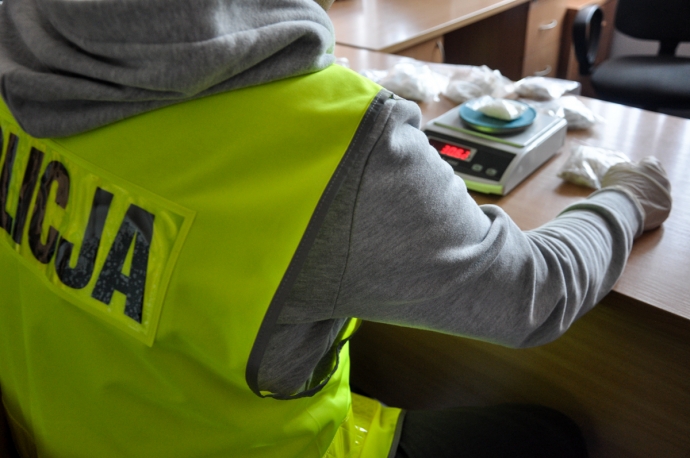 7/7 Gorzowscy taksówkarze handlowali dopalaczami