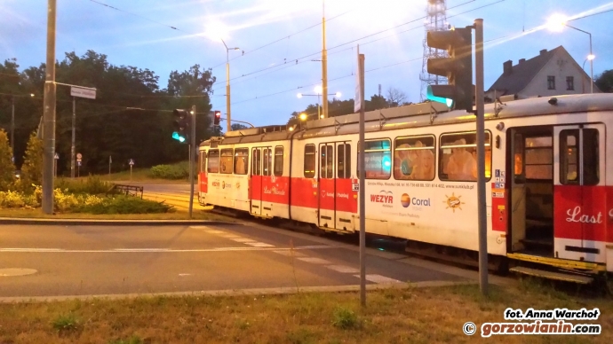7/8 Awaria sieci trakcyjnej na rondzie Solidarności