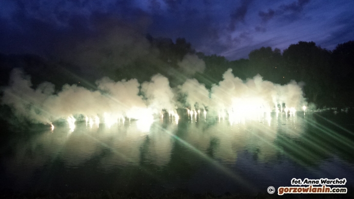 4/15 Pokaz fajerwerków na zakończenie Dni Gorzowa