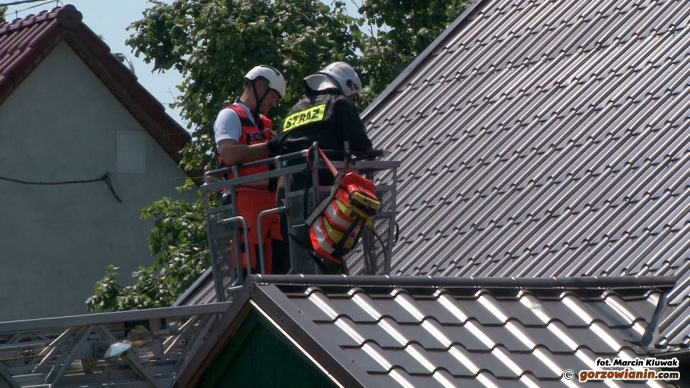 2/5 Uciekał przed policją - wszedł do komina