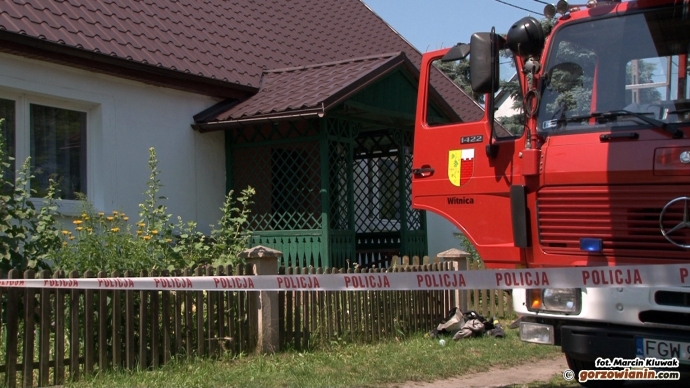 4/5 Uciekał przed policją - wszedł do komina