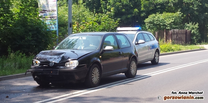 3/7 Zderzenie trzech aut na Wyszyńskiego