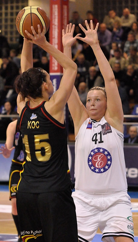 35/73 KSSSE AZS PWSZ Gorzów - PTS Lider Pruszków 73:49