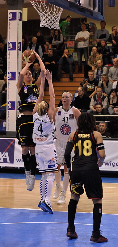 36/73 KSSSE AZS PWSZ Gorzów - PTS Lider Pruszków 73:49