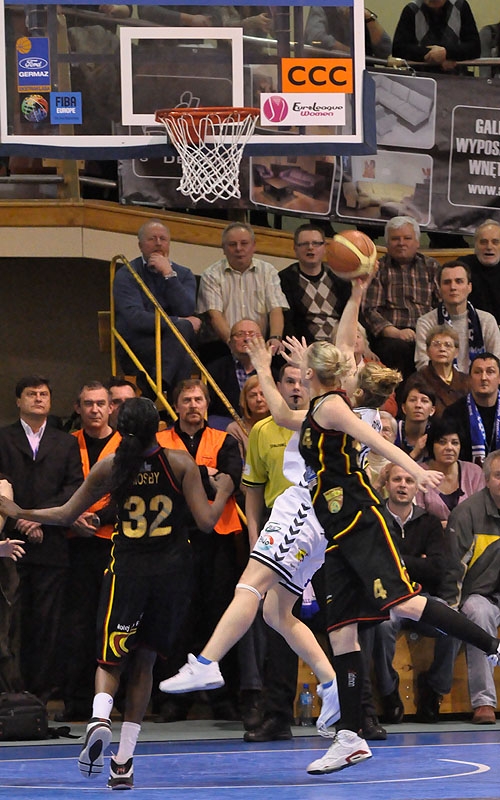 38/73 KSSSE AZS PWSZ Gorzów - PTS Lider Pruszków 73:49