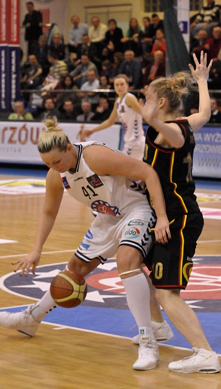 41/73 KSSSE AZS PWSZ Gorzów - PTS Lider Pruszków 73:49