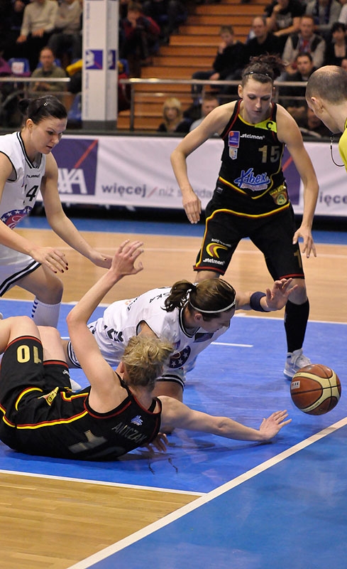 46/73 KSSSE AZS PWSZ Gorzów - PTS Lider Pruszków 73:49