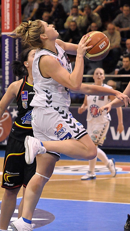 54/73 KSSSE AZS PWSZ Gorzów - PTS Lider Pruszków 73:49