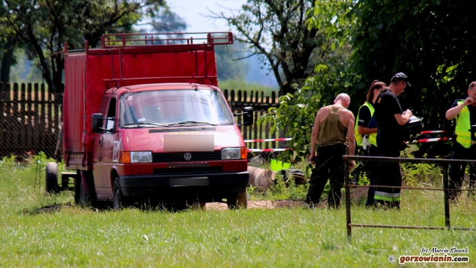 4/6 Mężczyznę przygniotło drzewo