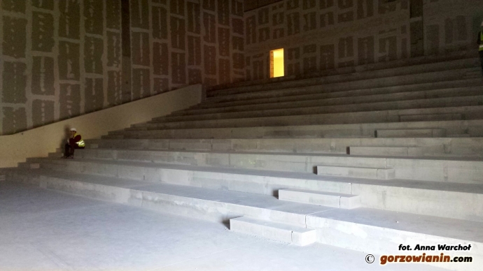 10/16 Galeria Manhattan na ukończeniu