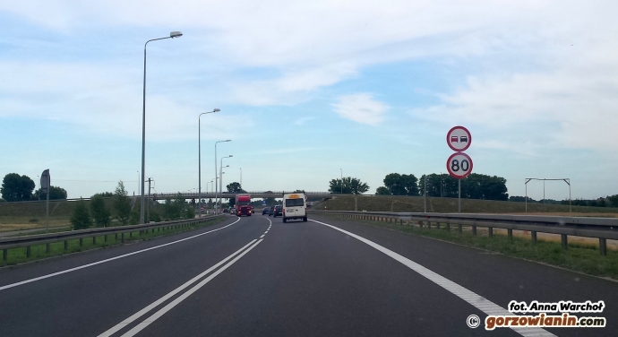 3/6 Prace przy obwodnicy spowalniają ruch na S3 