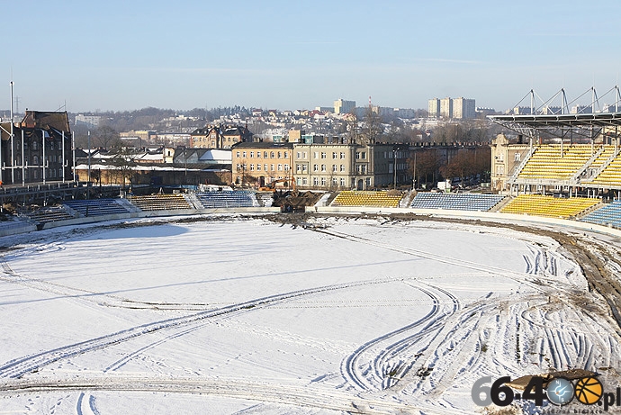 11/20 Przebudowa stadionu im. Edwarda Jancarza 10.01.2011