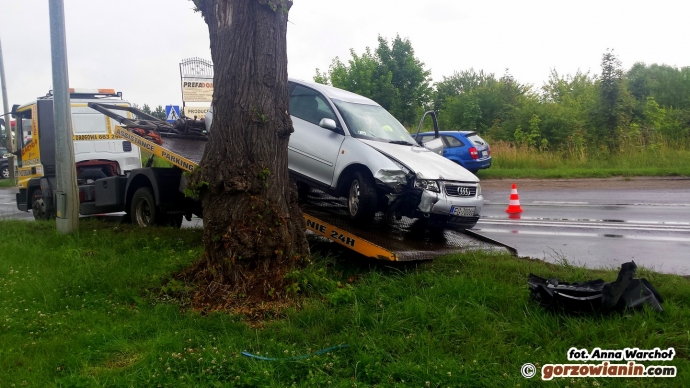 8/10 Dachowanie audi na Walczaka