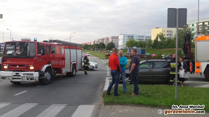 2/6 Wypadek na rondzie Górczyńskim