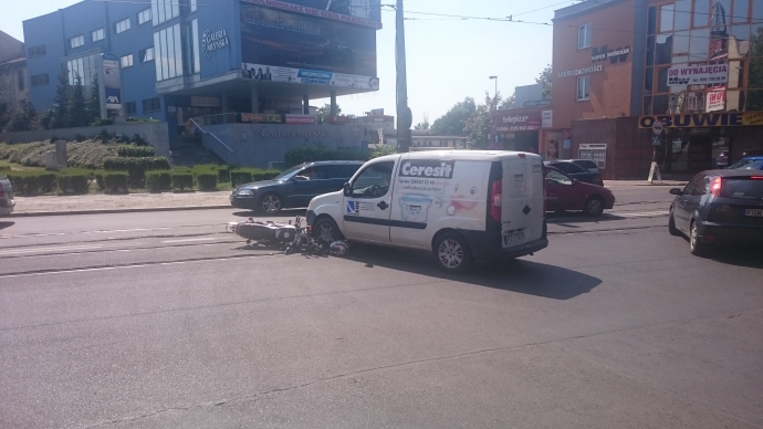 3/5 Zderzenie fiata z motocyklem