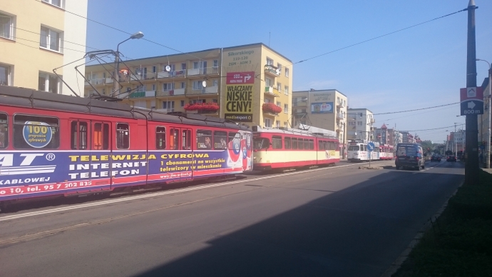 5/5 Zderzenie fiata z motocyklem