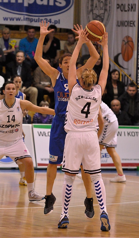 18/48 KSSSE AZS PWSZ Gorzów - Ros Casares Walencja 52:86